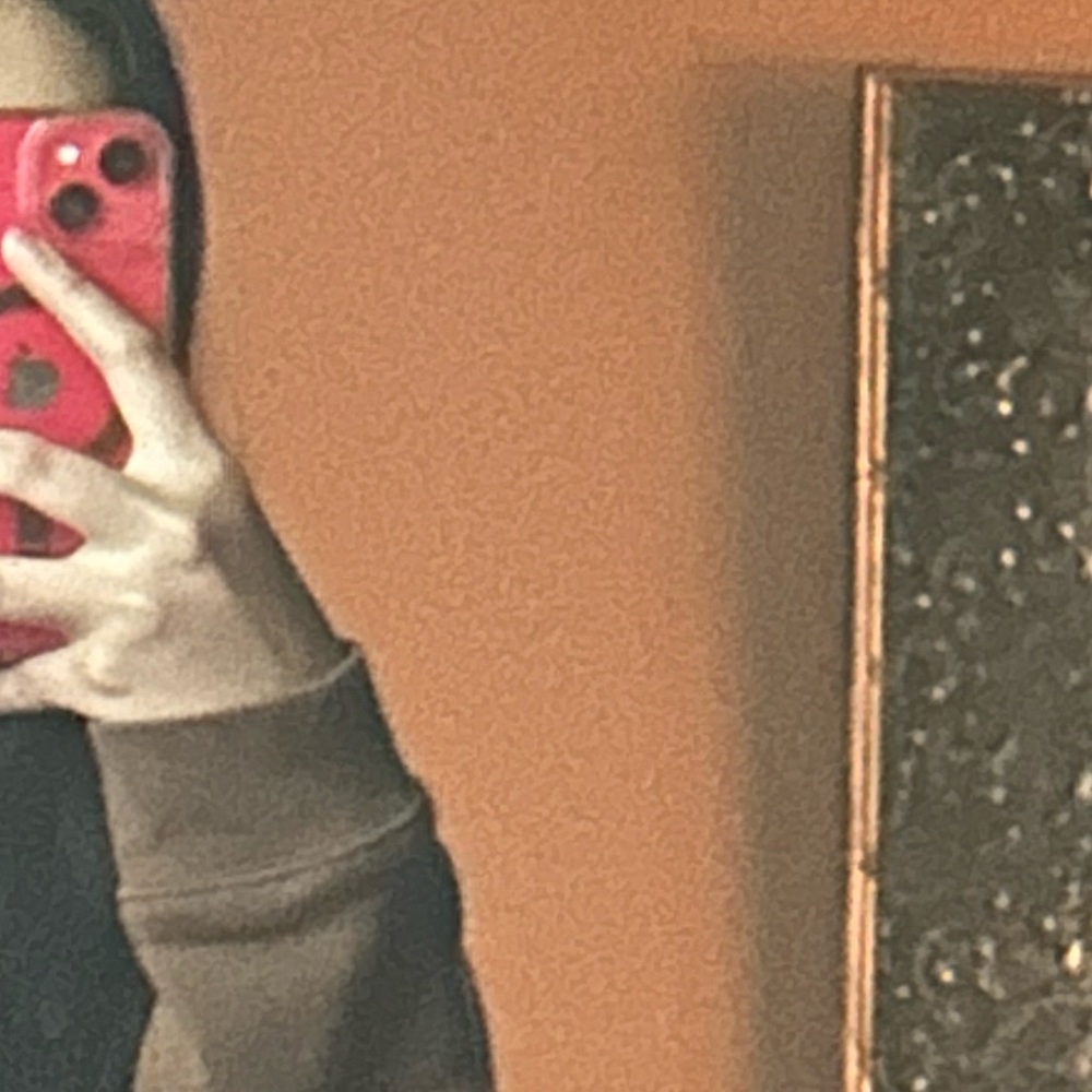 Meet your Posher, Jannely